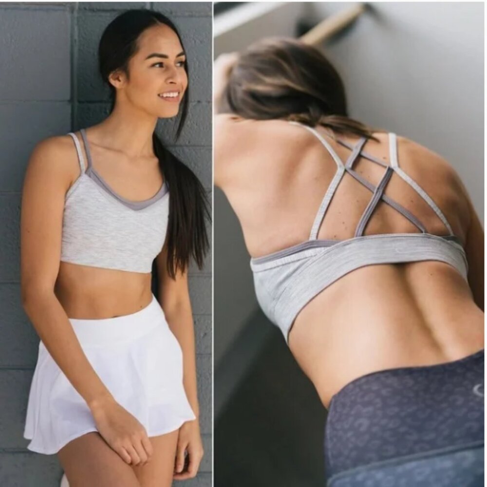 ZYIA ACTIVE Luxe Strappy Sports Bra M Removable Pads Layered Grey Racerback Gray